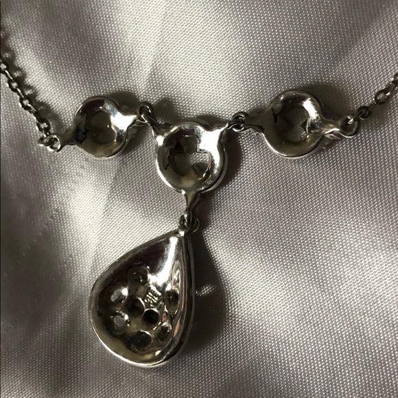 Women’s Givenchy necklace and earring set - Picture 5 of 6